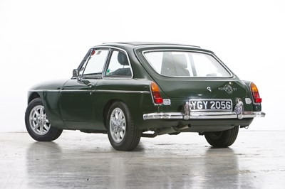 Lot 226 - 1969 MG B GT