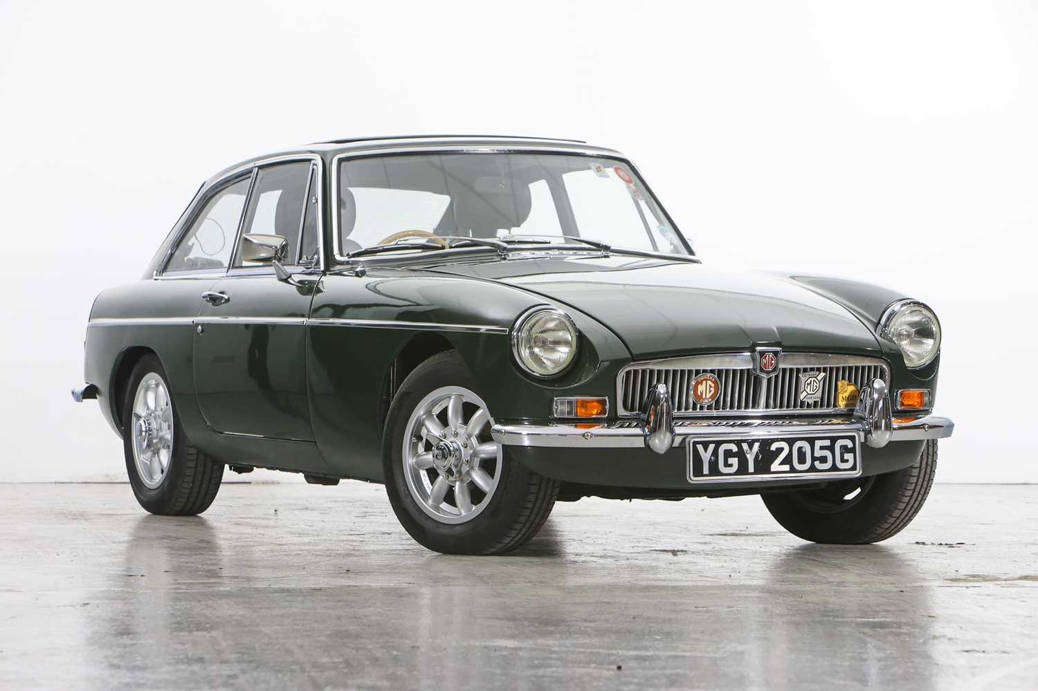 Lot 226 - 1969 MG B GT