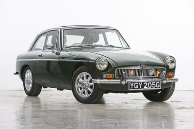 Lot 226 - 1969 MG B GT