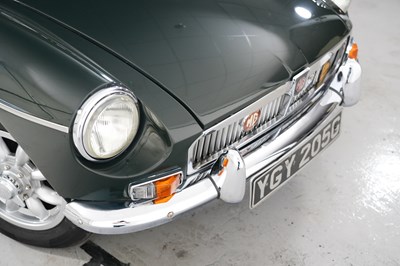 Lot 226 - 1969 MG B GT