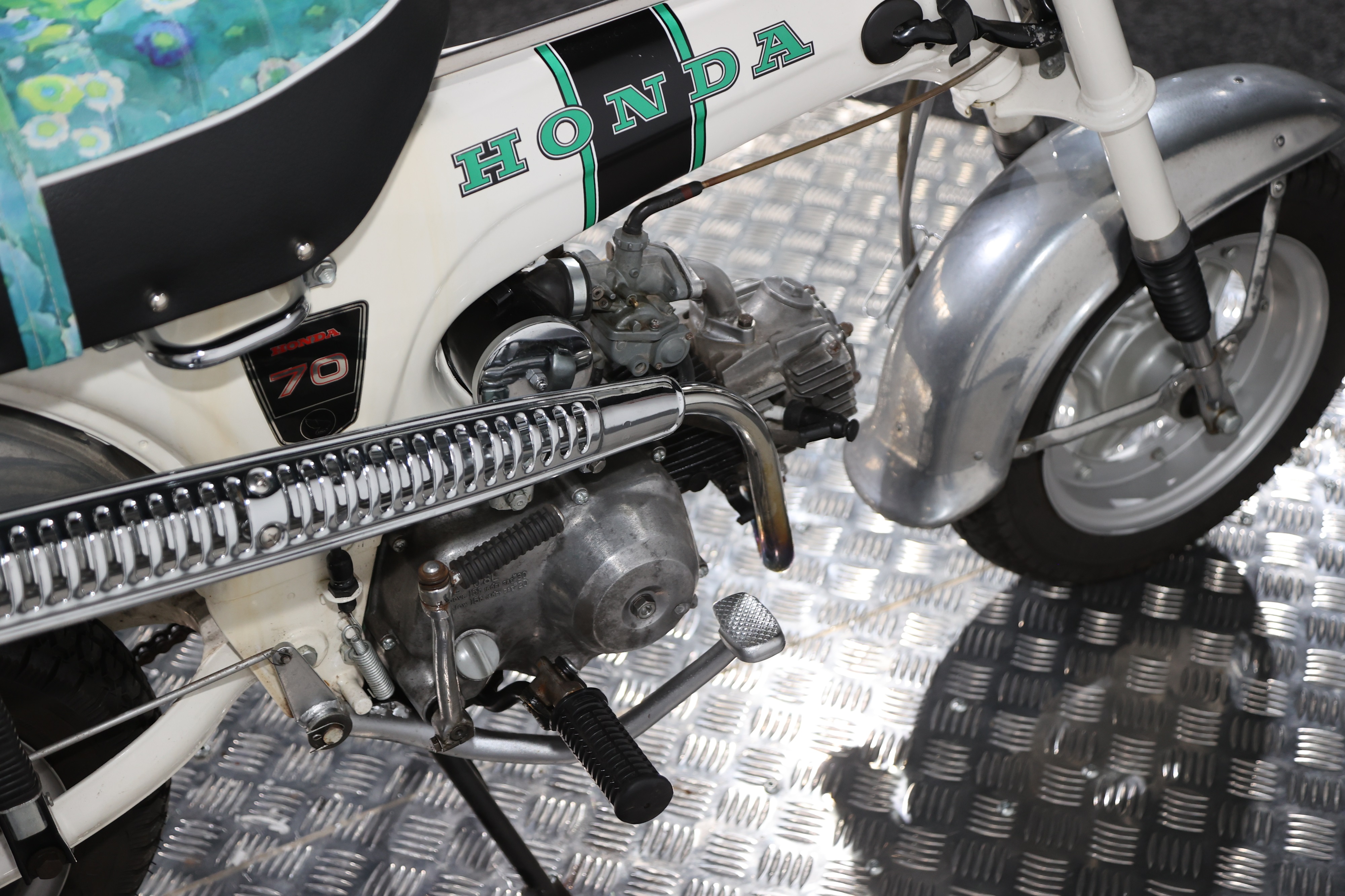 Lot 39 - 1975 Honda ST70 Lady Dax