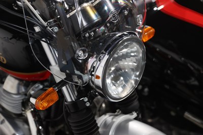 Lot 82 - 2022 Royal Enfield Interceptor 650 Combination