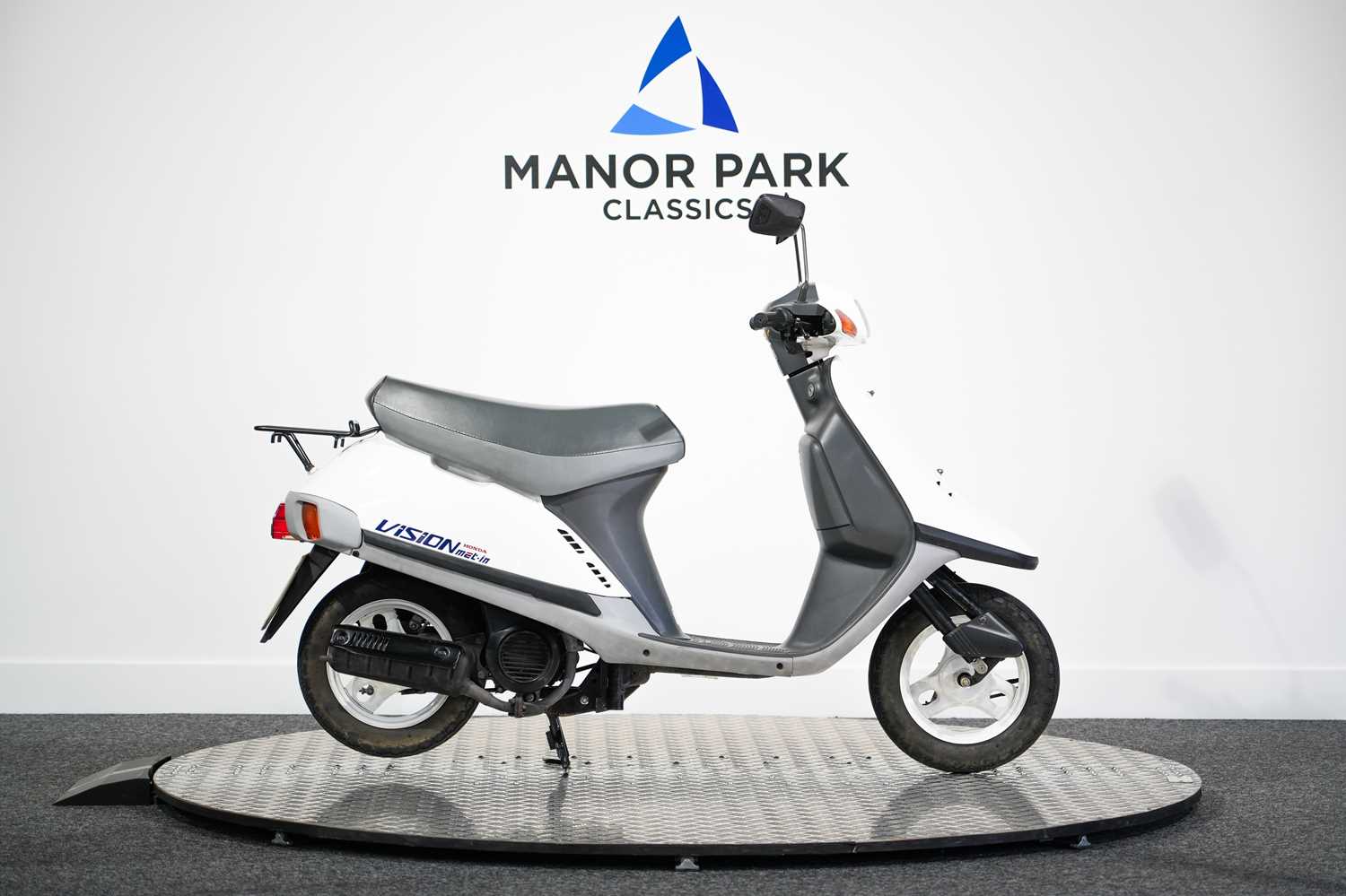 Lot 34 - 1989 Honda SA50 Vision Met-In