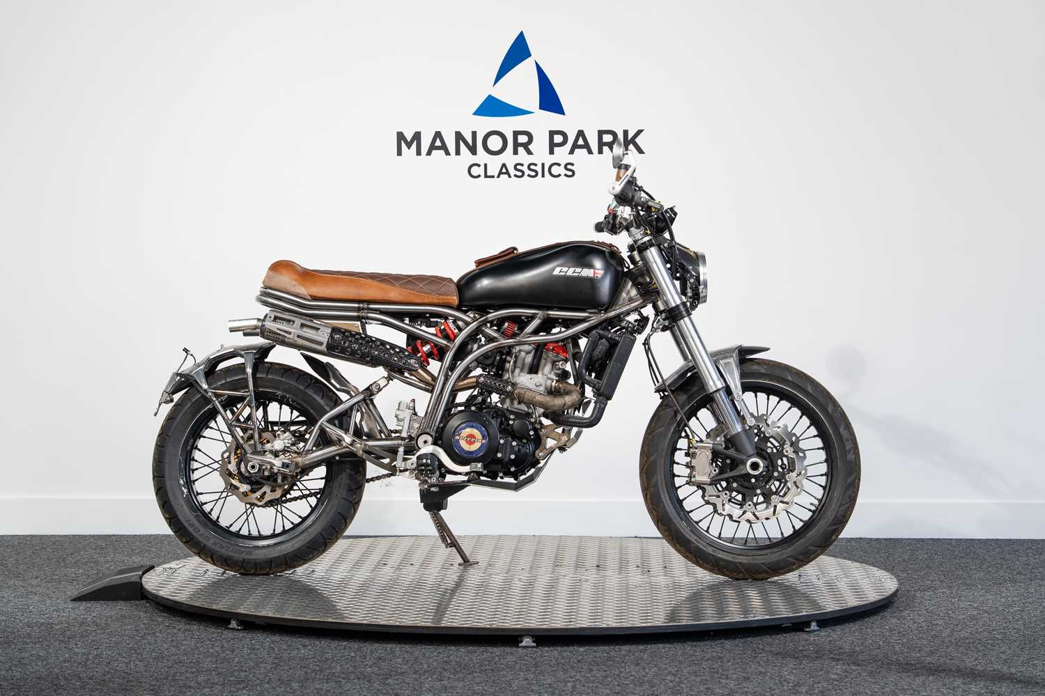 Lot 4 - 2019 CCM Spitfire