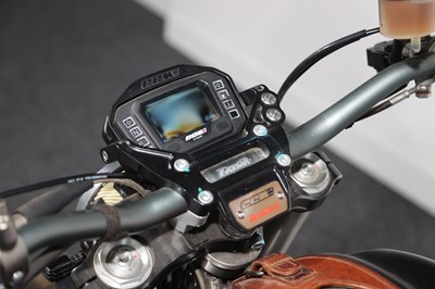 Lot 4 - 2019 CCM Spitfire