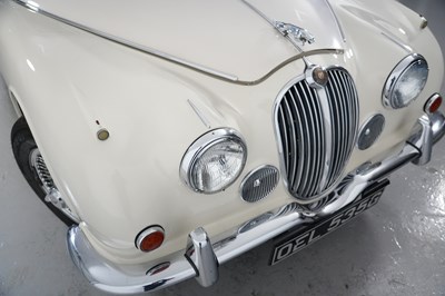 Lot 247 - 1968 Jaguar 240