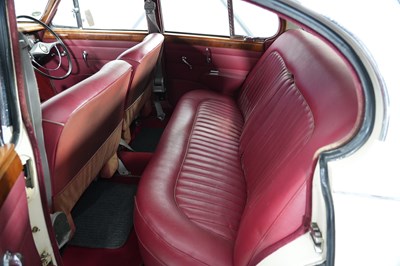 Lot 247 - 1968 Jaguar 240