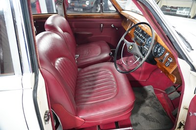 Lot 247 - 1968 Jaguar 240
