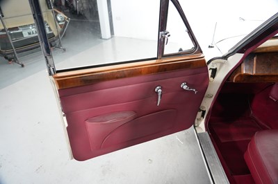 Lot 247 - 1968 Jaguar 240