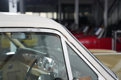 Lot 214 - 1974 Rolls-Royce Corniche