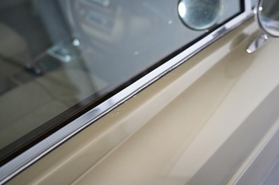Lot 214 - 1974 Rolls-Royce Corniche