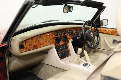 Lot 144 - 1995 MG RV8