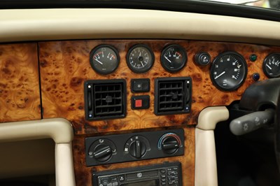 Lot 144 - 1995 MG RV8