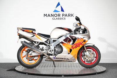 Lot 63 - 1995 Honda CBR900RR Fireblade