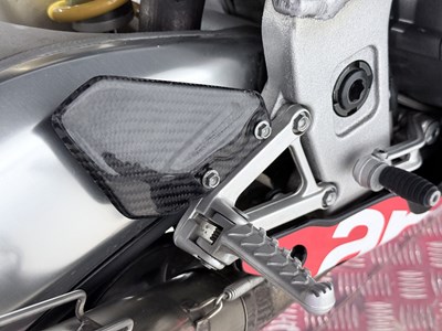Lot 67 - 2008 Aprilia RSV1000
