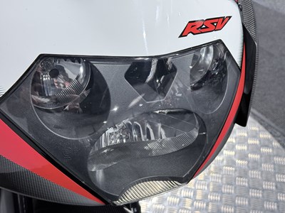 Lot 67 - 2008 Aprilia RSV1000