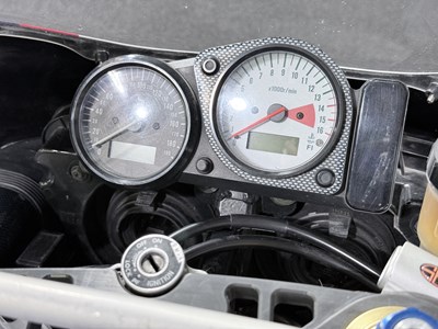 Lot 50 - 2000 Suzuki GSXR750
