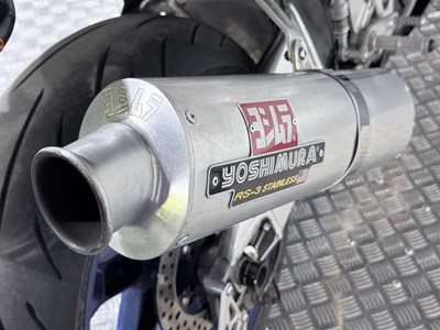 Lot 50 - 2000 Suzuki GSXR750