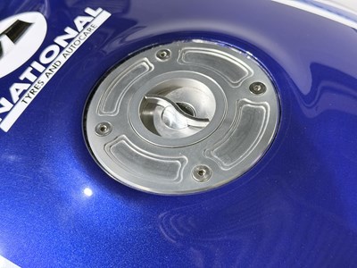 Lot 50 - 2000 Suzuki GSXR750