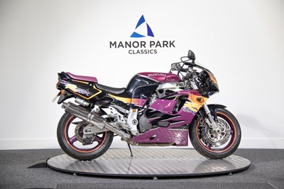 Lot 51 - 1995 Suzuki GSXR750