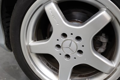 Lot 140 - 2003 Mercedes SL 350 Auto