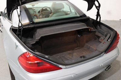 Lot 140 - 2003 Mercedes SL 350 Auto
