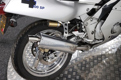 Lot 58 - 1987 Yamaha FZR400R SP