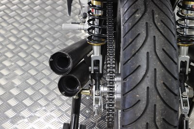 Lot 43 - 1974 Honda CR750 Race Evocation
