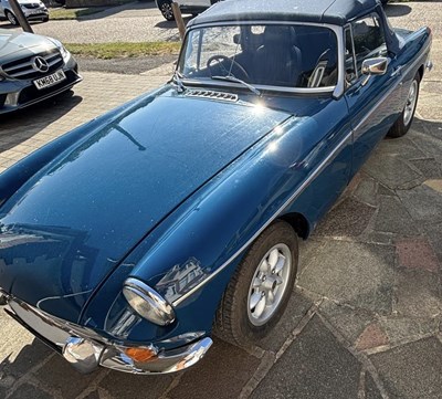 Lot 16 - 1972 MGB Roadster