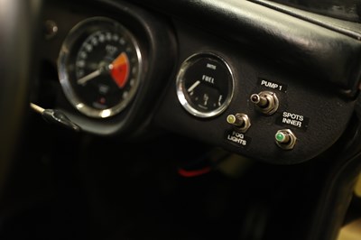 Lot 113 - 1968 MG C GT