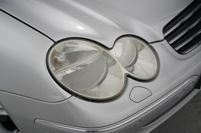 Lot 2004 Mercedes-Benz CLK 320 Avantgarde