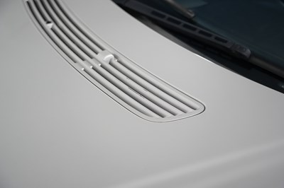 Lot 2004 Mercedes-Benz CLK 320 Avantgarde