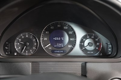 Lot 2004 Mercedes-Benz CLK 320 Avantgarde