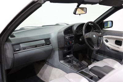 Lot 120 - 1995 BMW 318i Auto Convertible