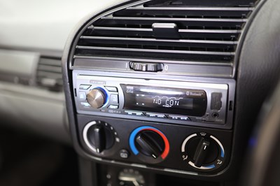 Lot 120 - 1995 BMW 318i Auto Convertible