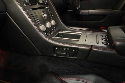 Lot 2008 Aston Martin DB9 Le Mans
