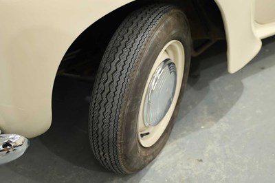 Lot 154 - 1950 Vauxhall Velox 6 LIP
