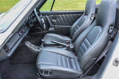 Lot 29 - 1990 Porsche 911 (964) Carrera 2 Cabriolet