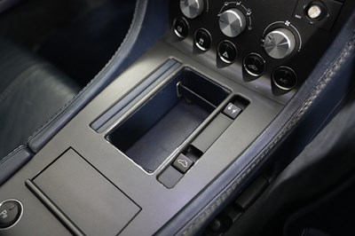 Lot 2008 Aston Martin V8 Vantage