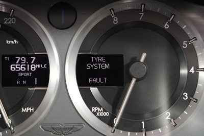 Lot 2008 Aston Martin V8 Vantage