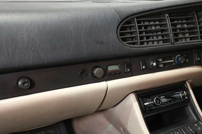 Lot 135 - 1988 Porsche 944 Lux