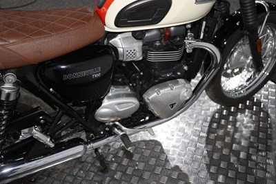 Lot 10 - 2016 Triumph Bonneville T100