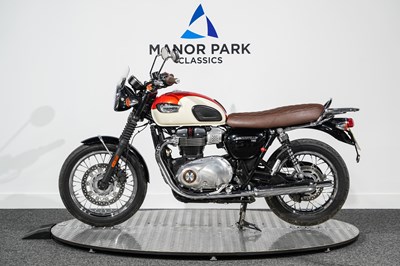 Lot 10 - 2016 Triumph Bonneville T100