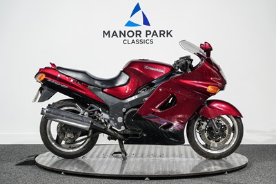 Lot 2000 Kawasaki ZZR1100 D7