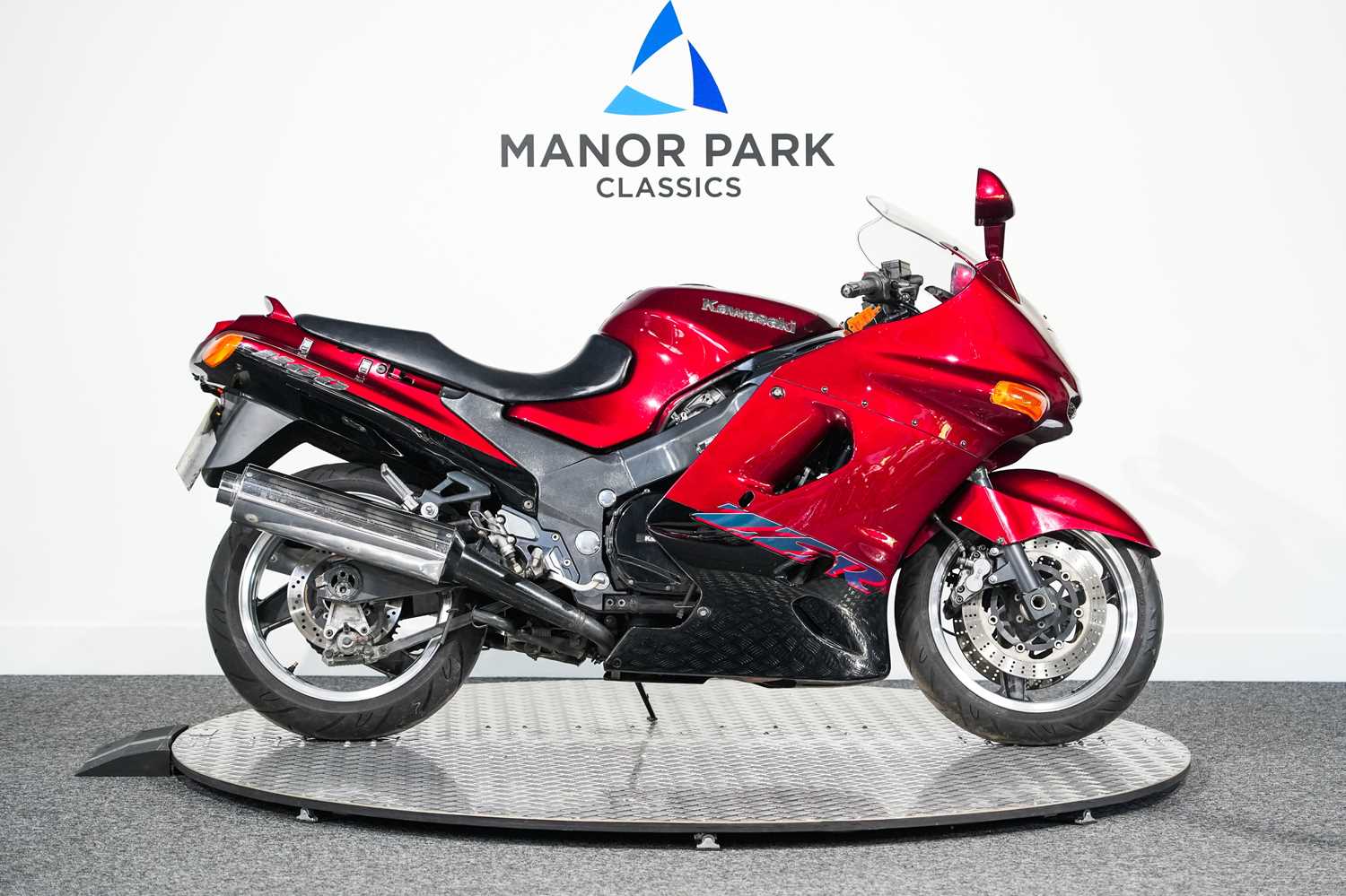171 - 2000 Kawasaki ZZR1100 D7