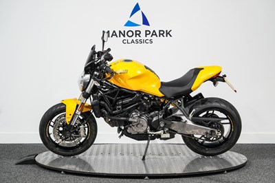Lot 1 - 2017 Ducati Monster 821
