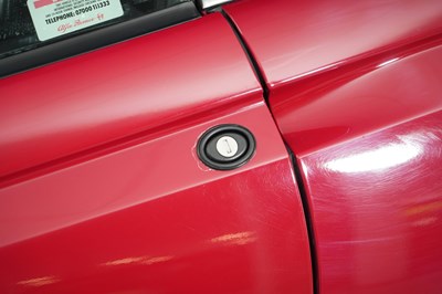 Lot 2001 Alfa Romeo GTV Cup