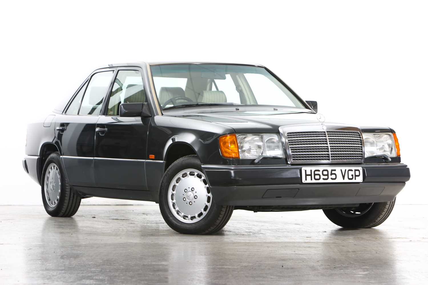 1990 Mercedes-Benz 300 E 4Matic