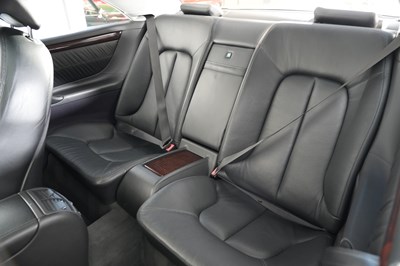 Lot 2000 Mercedes-Benz CL 500