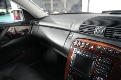 Lot 2000 Mercedes-Benz CL 500